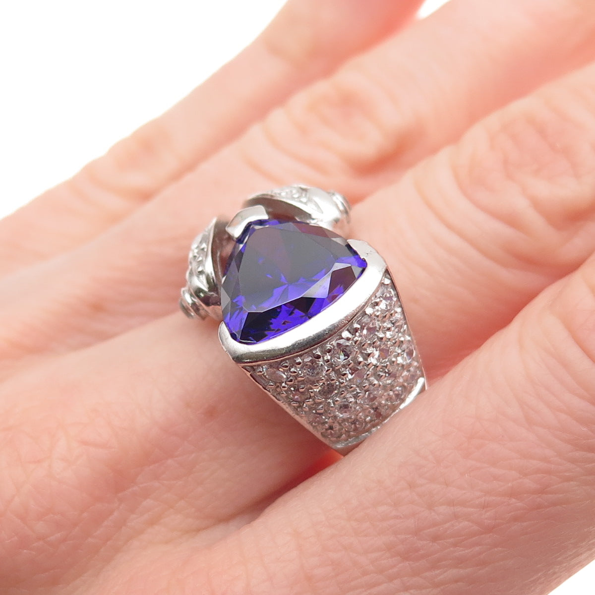 925 Sterling Silver Purple & White C Z Overlap Ring Size 7.25