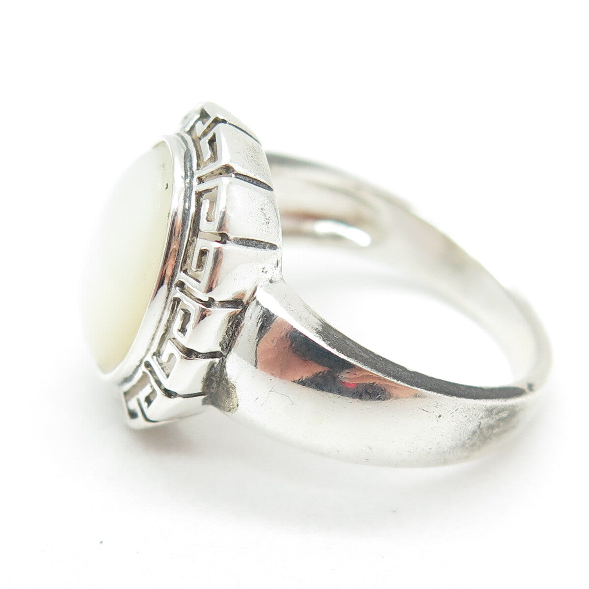 925 Sterling Silver Vintage Real Mother-of-Pearl Greek Maze Ring Size 9.25