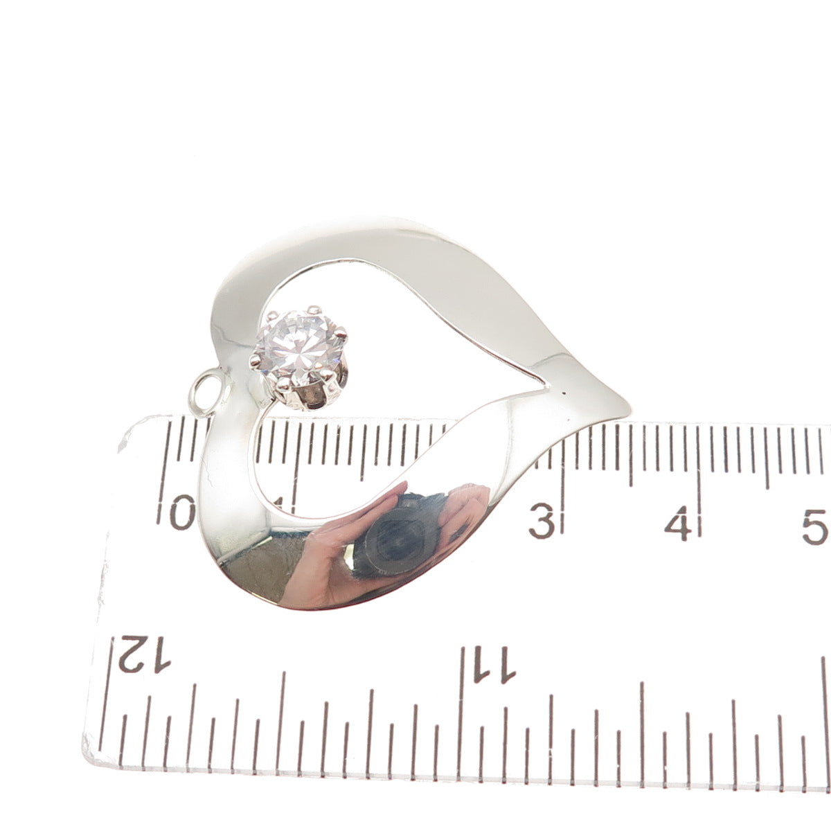 925 Sterling Silver Vintage Round-Cut C Z Heart Charm Pendant