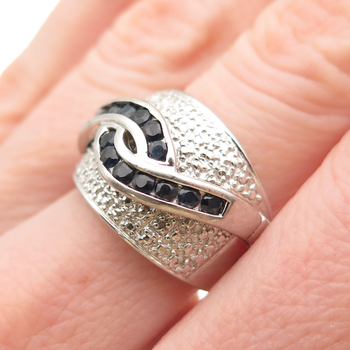 Ross Simons 925 Sterling Silver Real Diamond Accent & Sapphire Ring Size 6.25