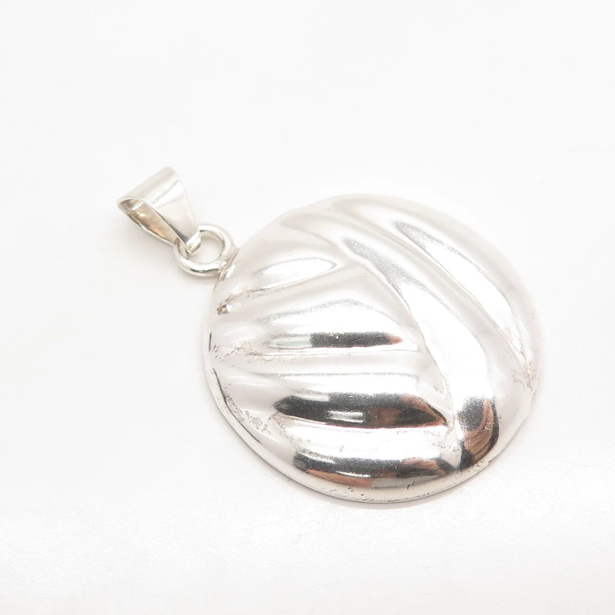 925 Sterling Silver Vintage Mexico ATI Ribbed Round Pendant