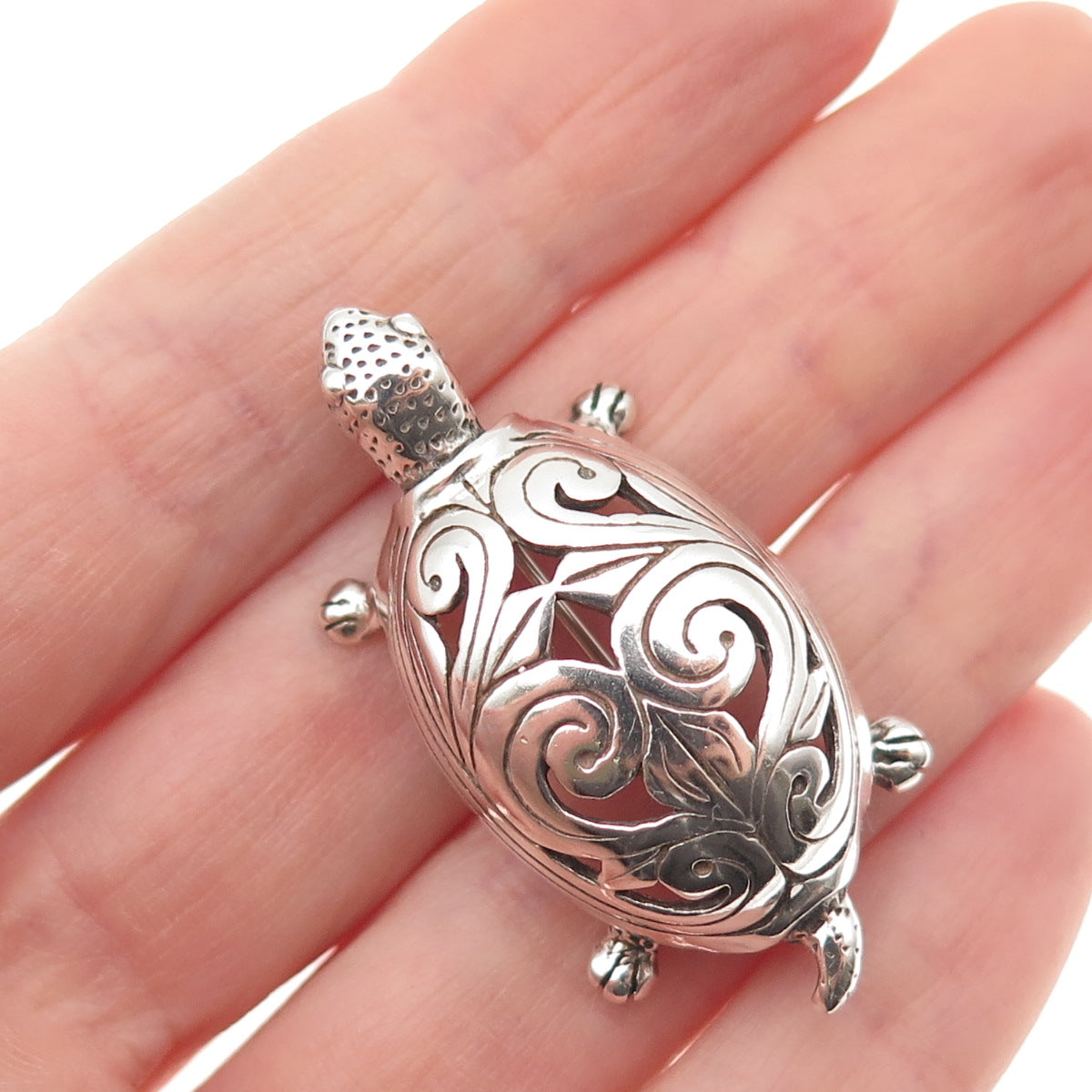 JEZLAINE 925 Sterling Silver Vintage Turtle Oxidized Pin Brooch