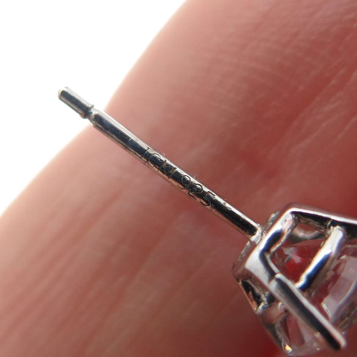 925 Sterling Silver Round-Cut C Z Stud Earrings