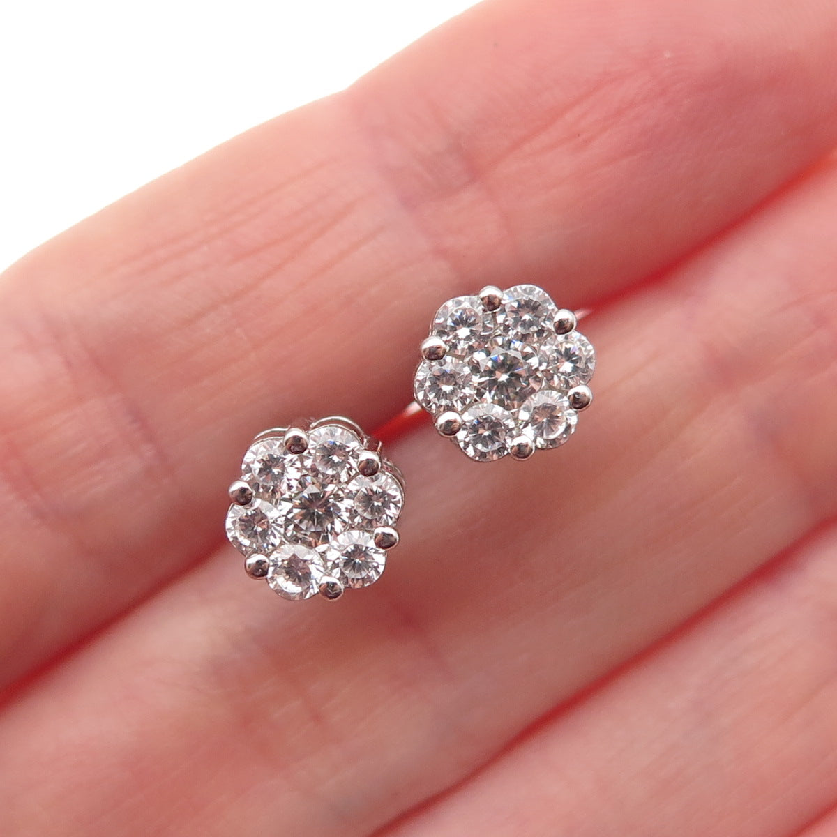 925 Sterling Silver Round-Cut C Z Stud Earrings