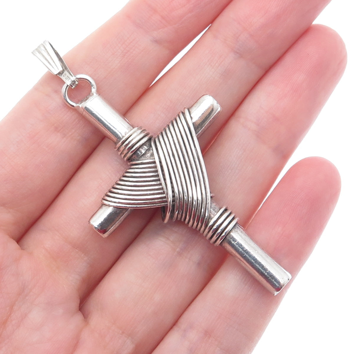 925 Sterling Silver Vintage Roped Cross Religious Pendant