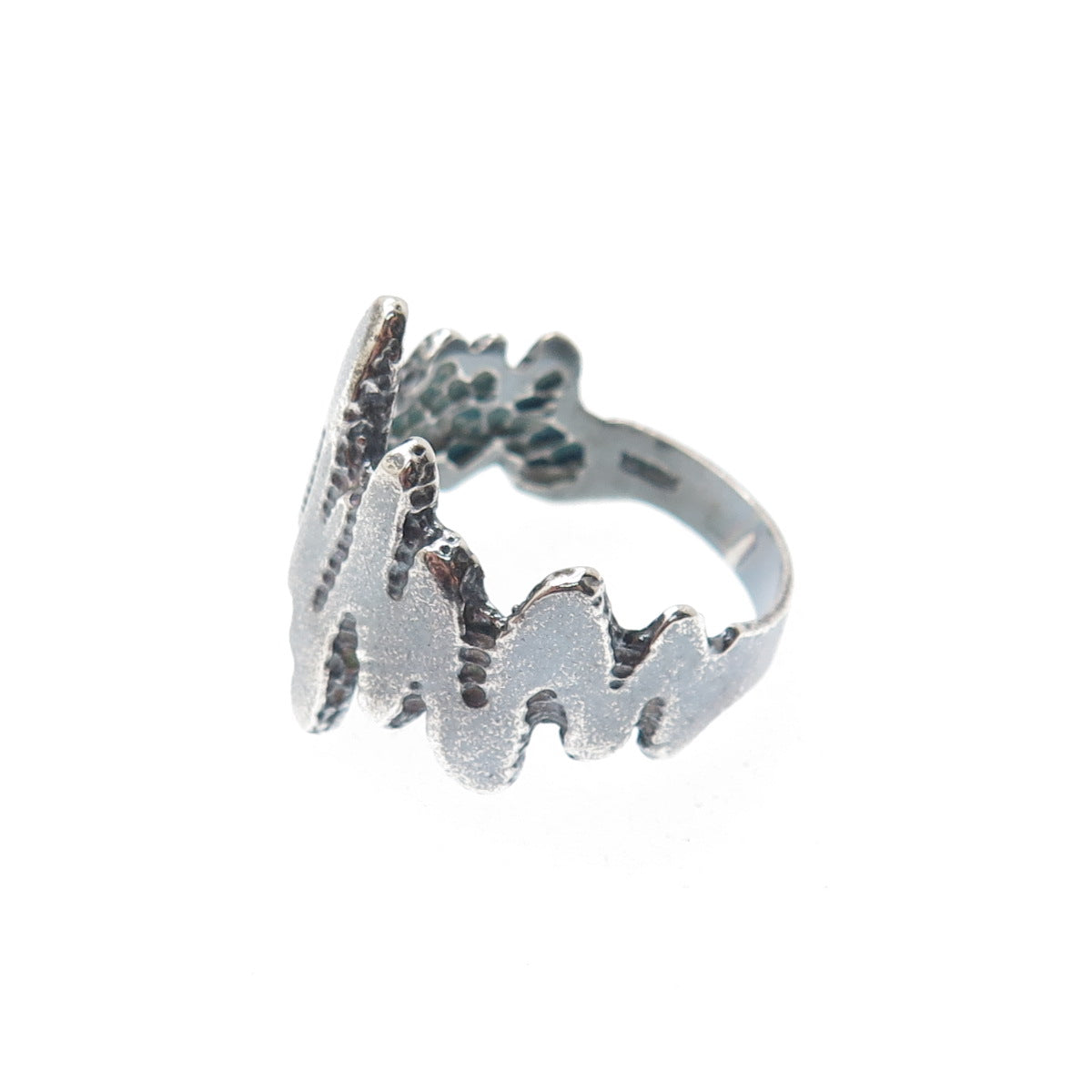 925 Sterling Silver Vintage Modernist Heartbeat Oxidized Ring Size 8.25