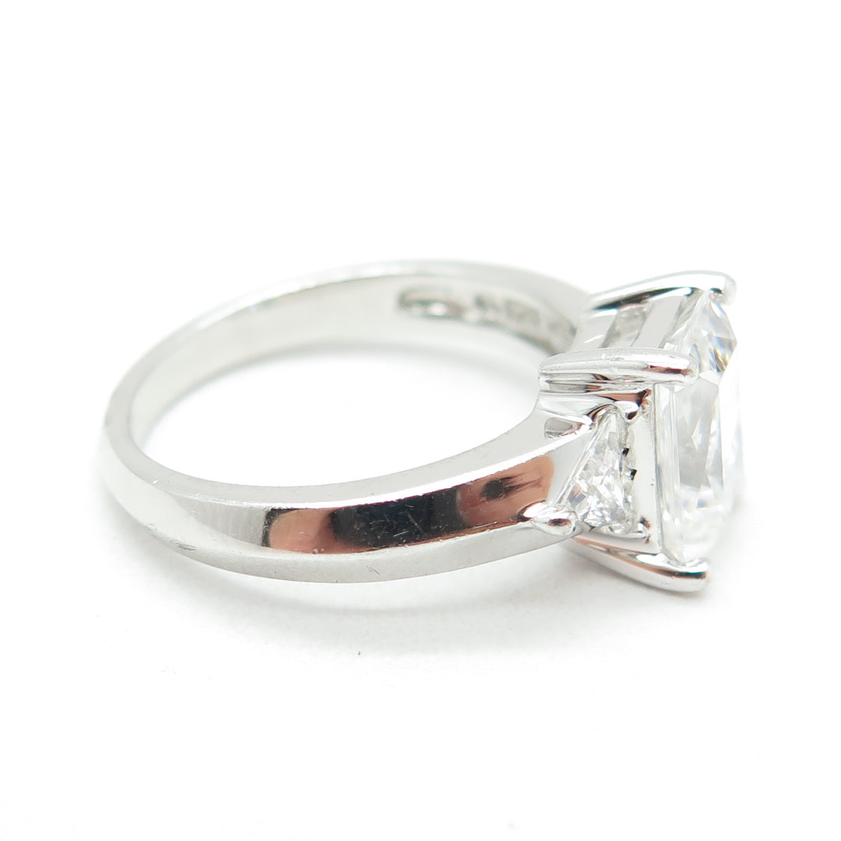 925 Sterling Silver Radiant & Triangle C Z Engagement Ring Size 7.25