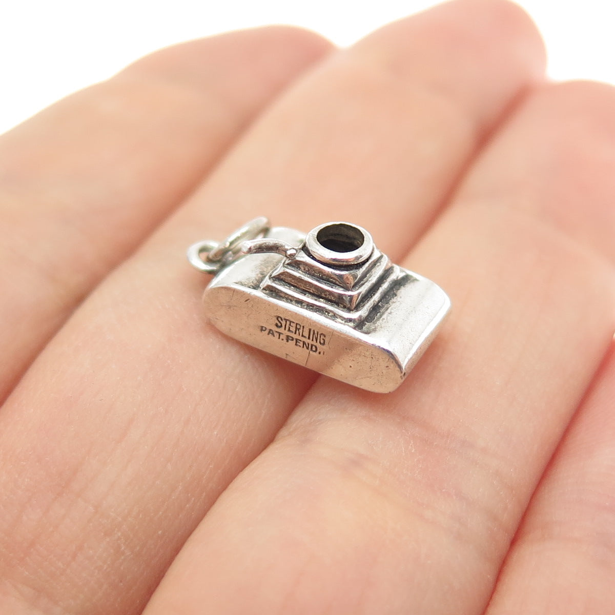 925 Sterling Silver Antique Retro Photo Camera Mini 3D Charm Pendant