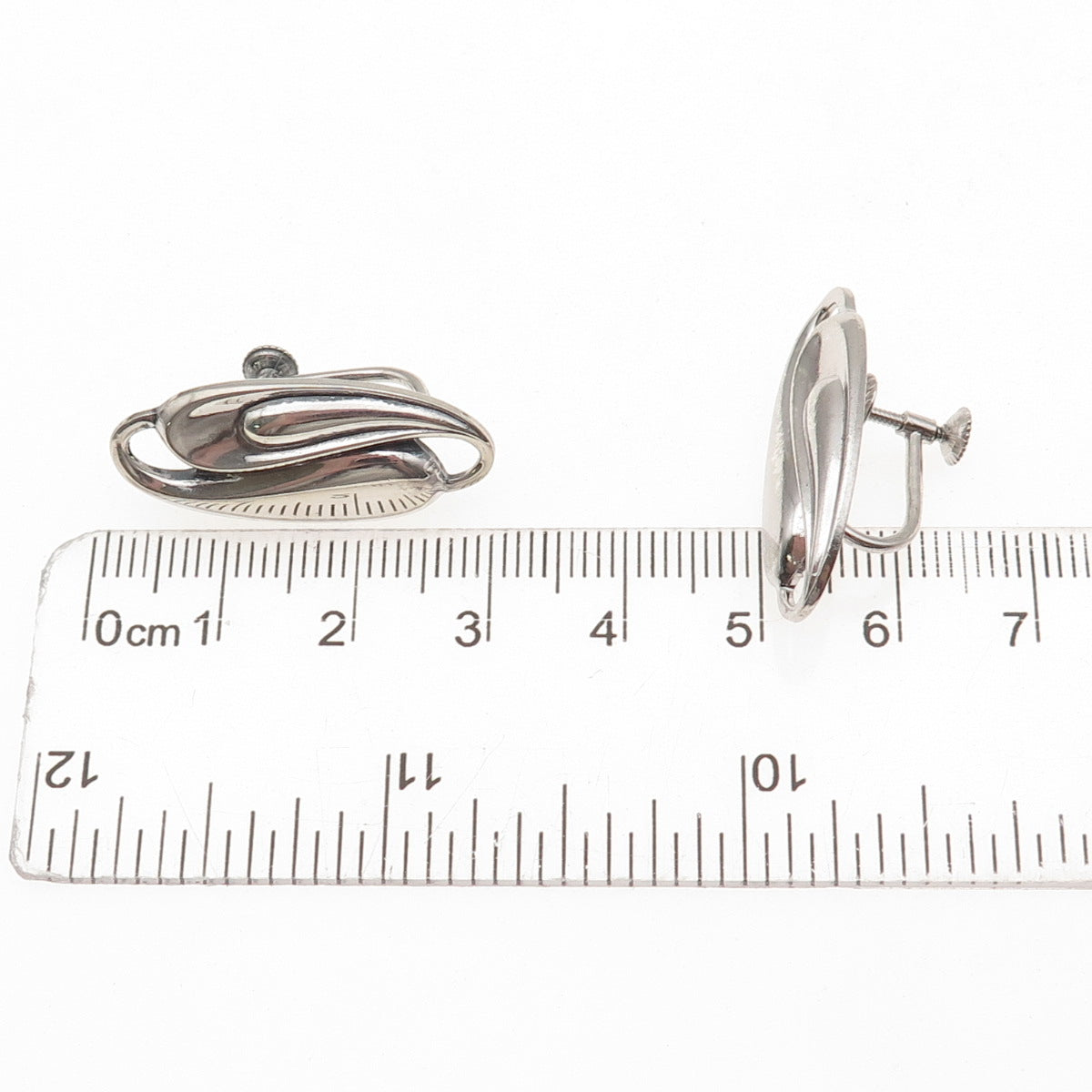 925 Sterling Silver Antique Art Deco Yin Yang Oxidized Screw Back Earrings