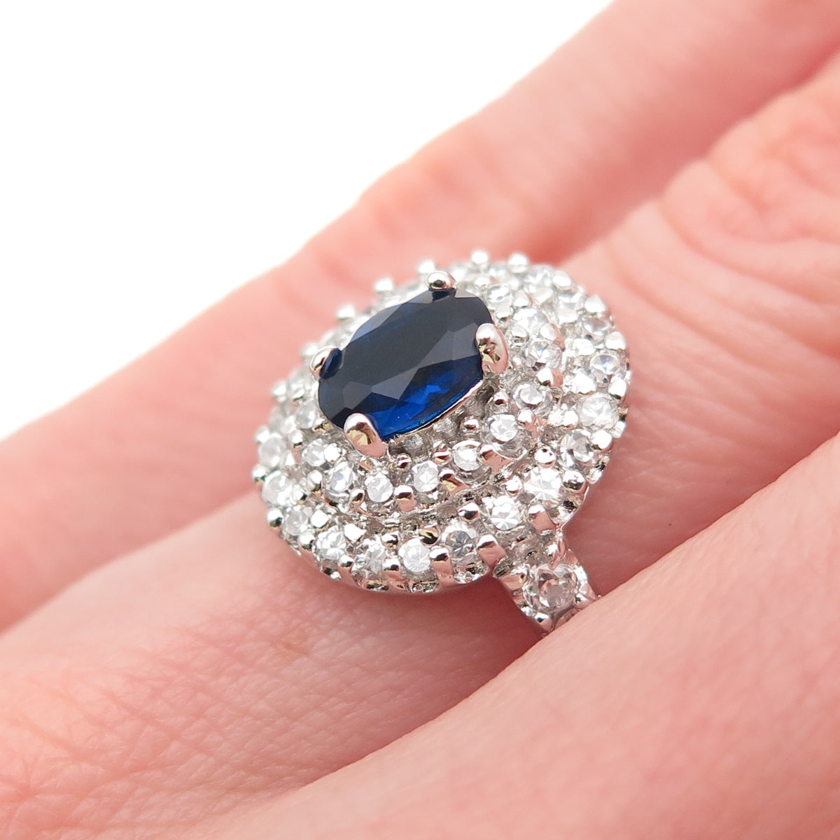 925 Sterling Silver Oval-Cut Blue & Round-Cut White C Z Ring Size 6