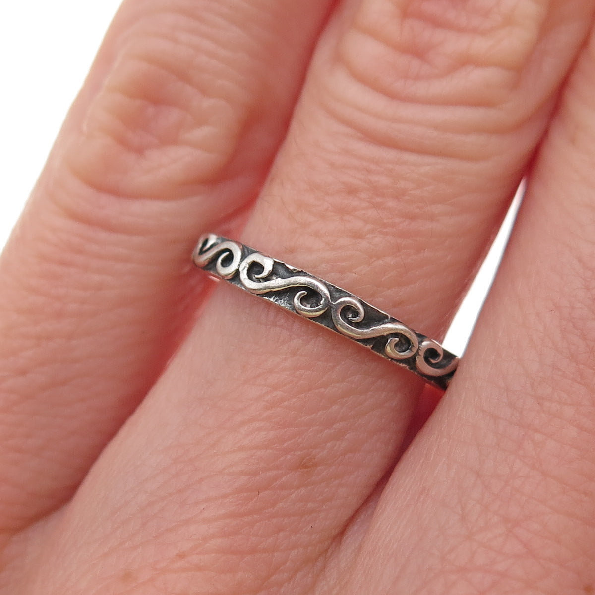 925 Sterling Silver Vintage Spiral Oxidized Band Ring Size 5.5