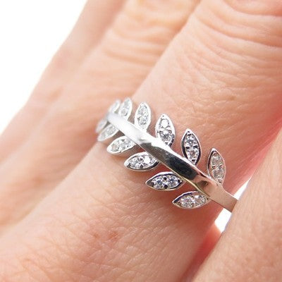 925 Sterling Silver Round-Cut C Z Laurel Leaf Ring Size 8.75