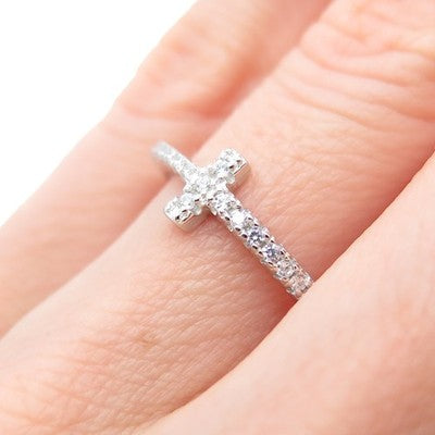 925 Sterling Silver Round-Cut C Z Cross Ring Size 5.75