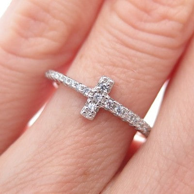 925 Sterling Silver Round-Cut C Z Cross Ring Size 4.75
