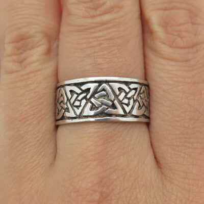 925 Sterling Silver Vintage Celtic Knot Oxidized Band Ring Size 8.75