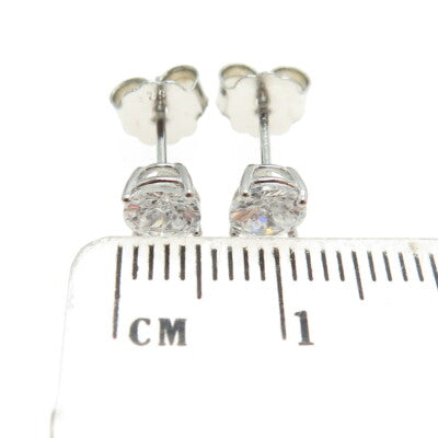 925 Sterling Silver Round-Cut Shaped White C Z Stud Earrings