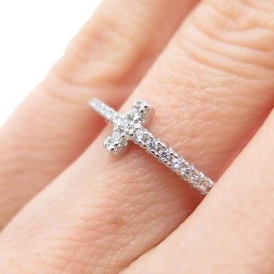 925 Sterling Silver Round-Cut C Z Cross Ring Size 5.75