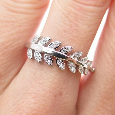 925 Sterling Silver Round-Cut C Z Laurel Leaf Ring Size 8.75