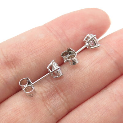 925 Sterling Silver Round-Cut Shaped White C Z Stud Earrings