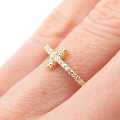 925 Sterling Silver Gold Plated Round-Cut C Z Cross Ring Size 5.75