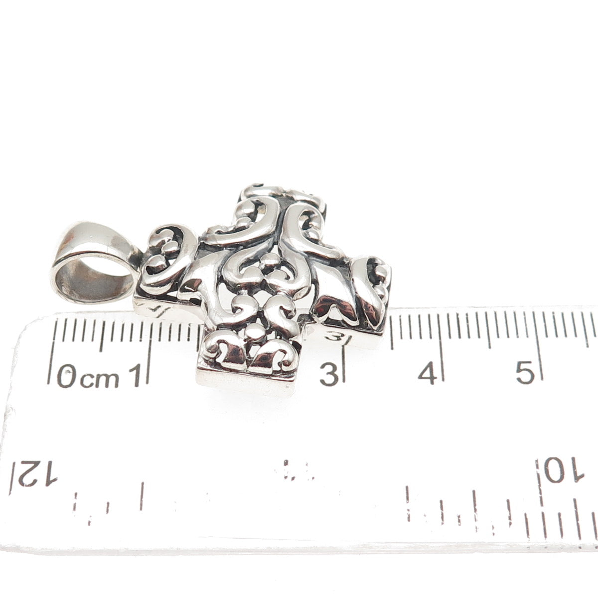 ATI Annika Witt 925 Sterling Silver Vintage Heart Ornate Cross Charm Pendant