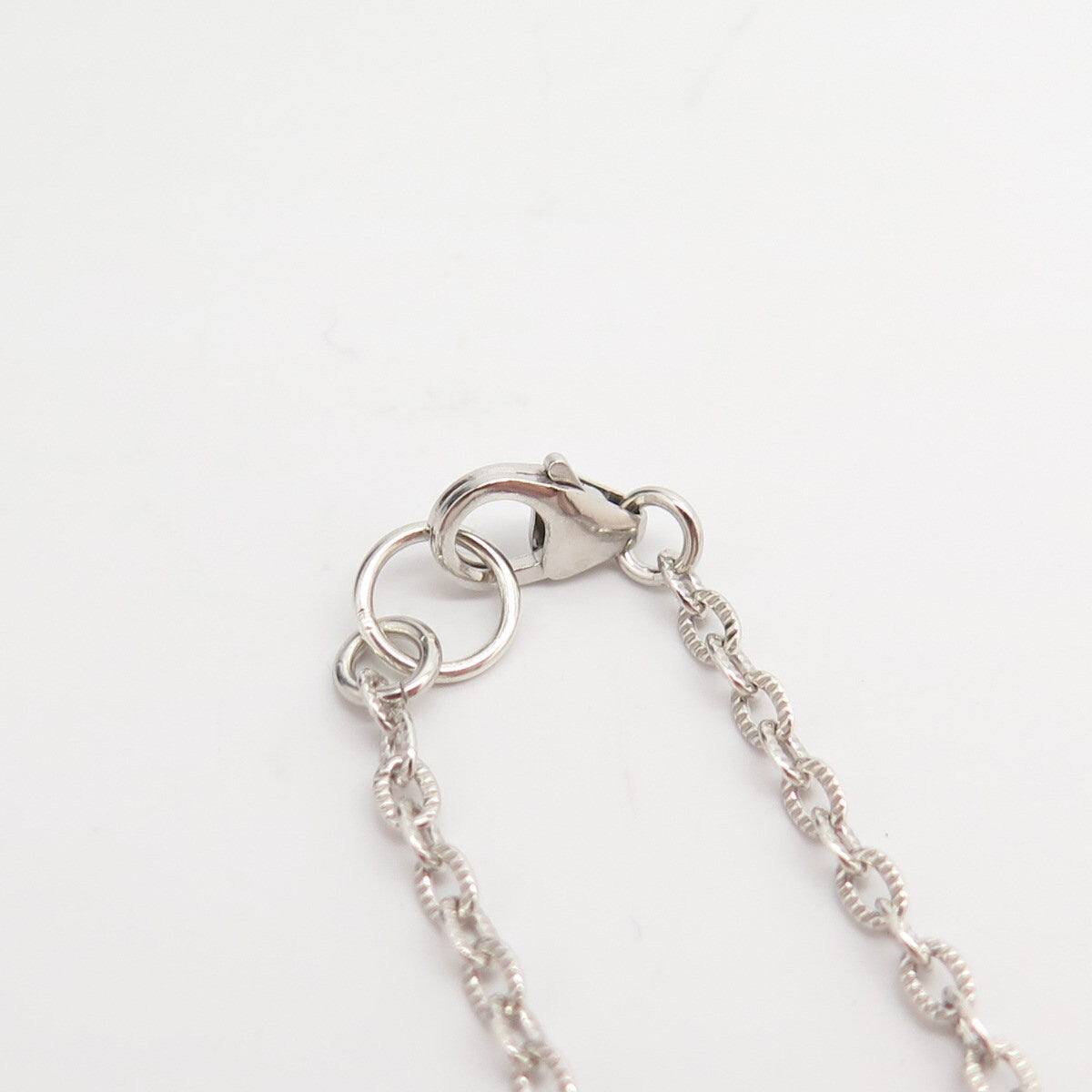 925 Sterling Silver Vintage Satin Finish Round Pendant Rolo Chain Necklace 28"