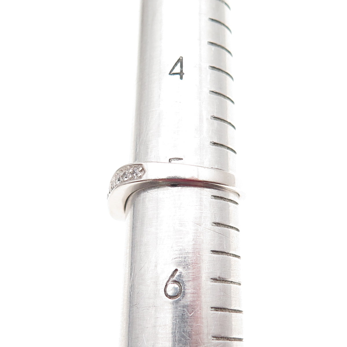 925 Sterling Silver Round-Cut C Z Half Eternity Wavy Band Ring Size 5.25