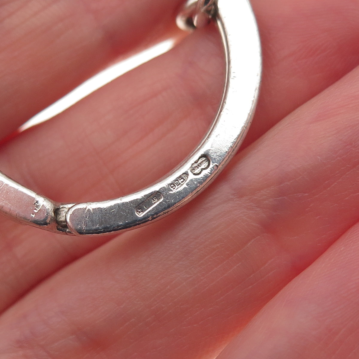 UnoAErre 925 Sterling Silver Vintage 2000 KJB London Cross Key Chain Fob Ring