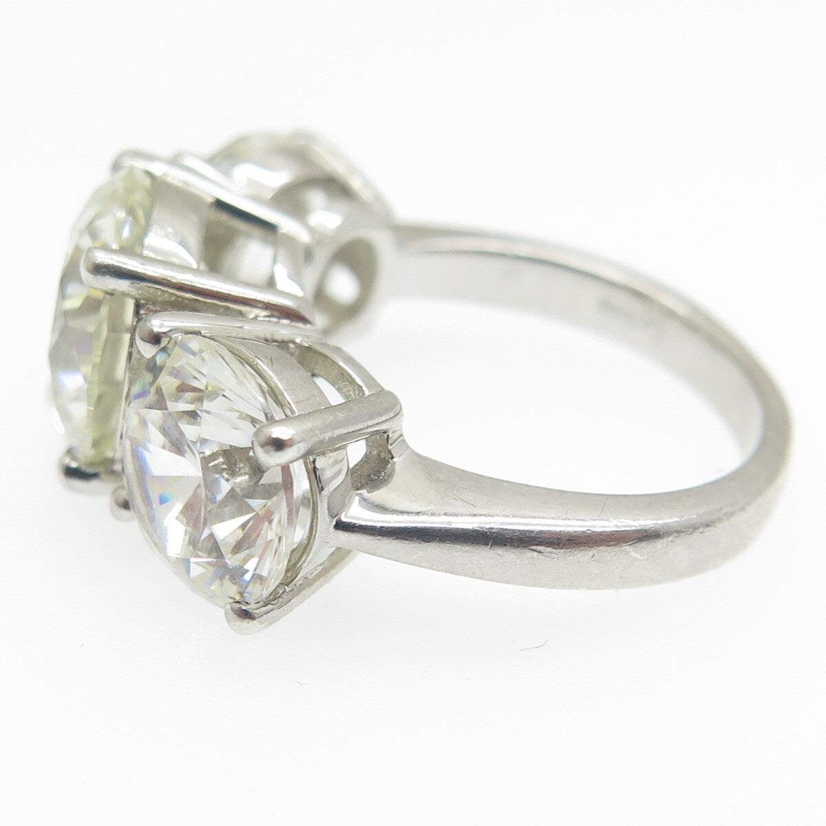 925 Sterling Silver Round-Cut C Z Engagement Ring Size 5