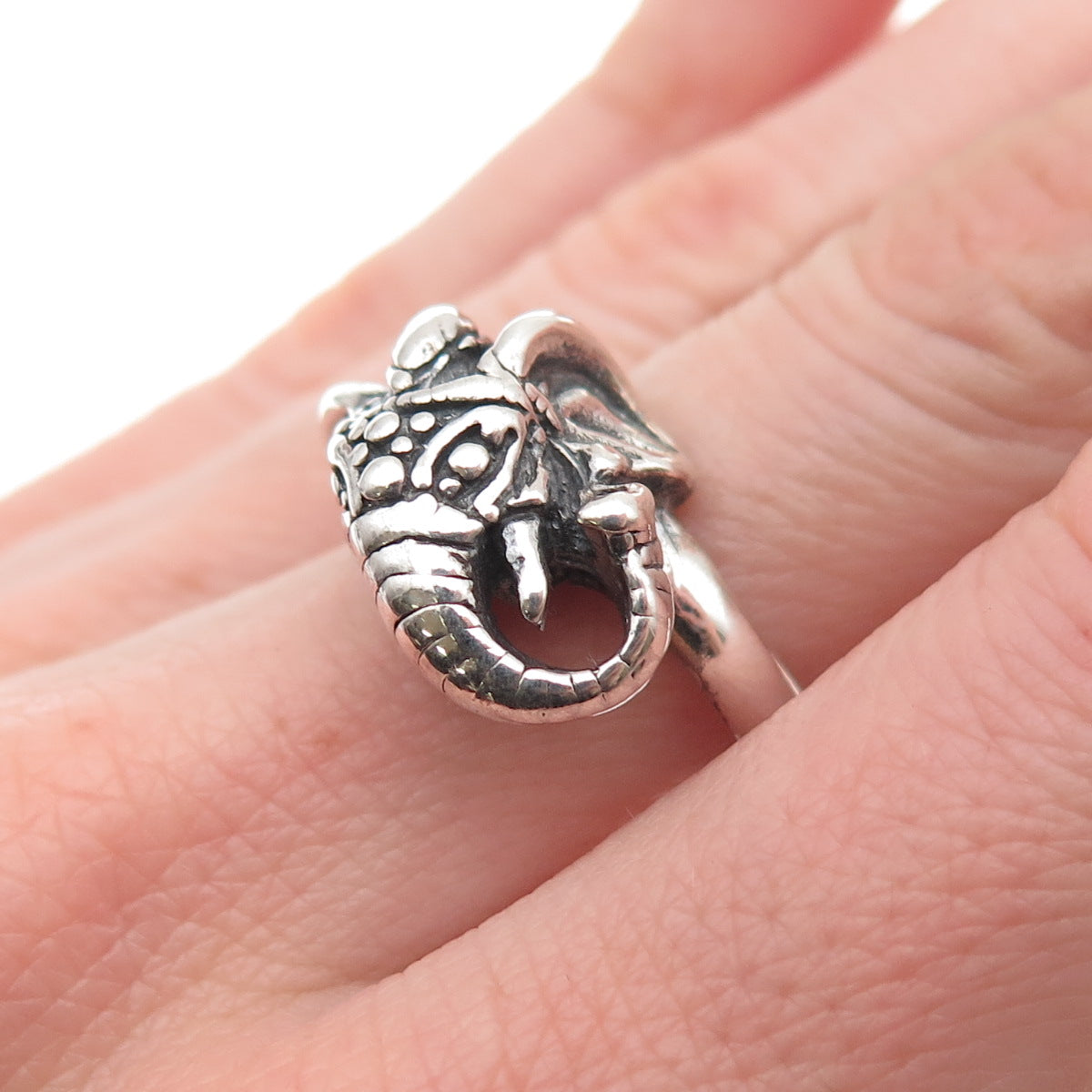 925 Sterling Silver Vintage Elephant Oxidized Ring Size 7