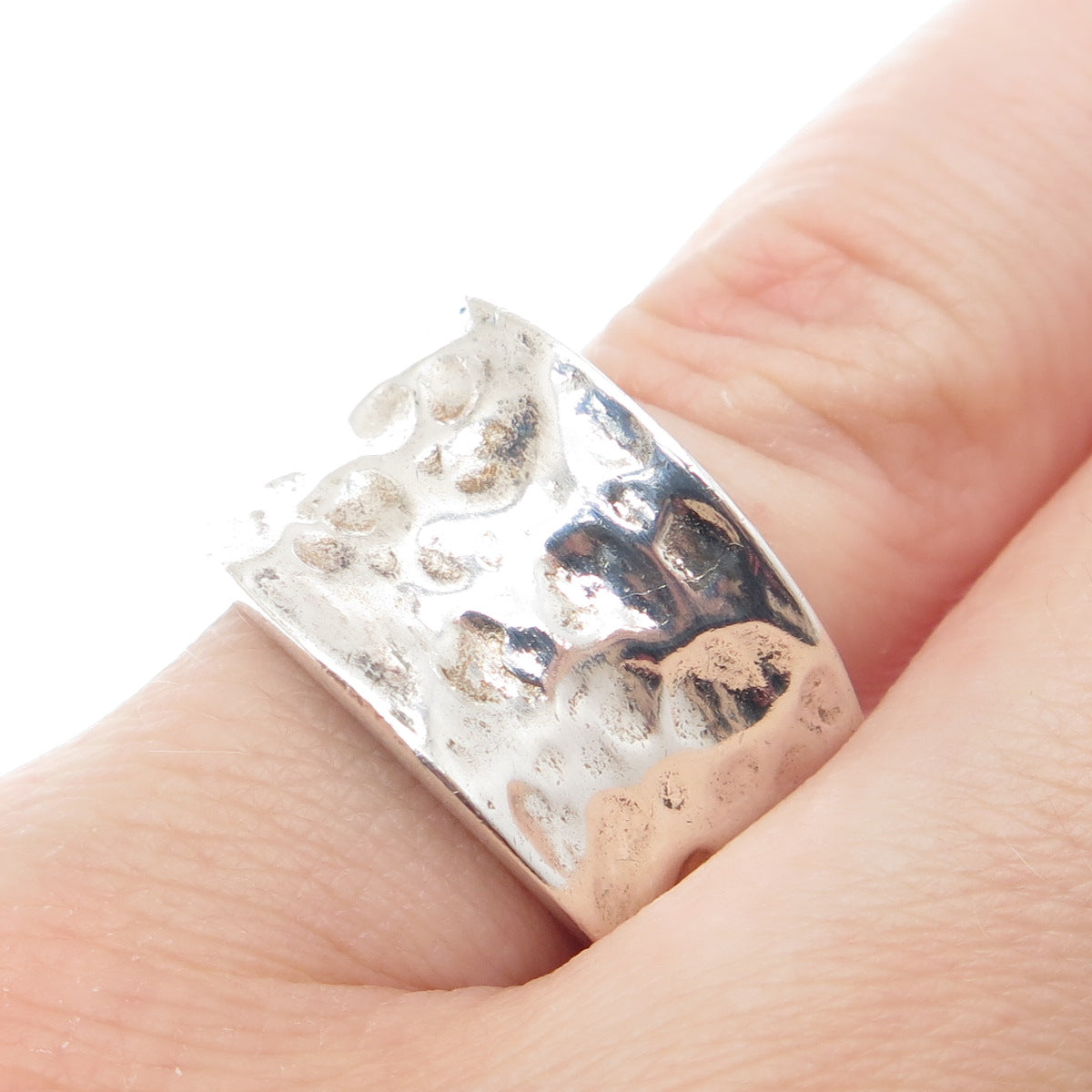 925 Sterling Silver Vintage Modernist Hammered Finish Ring Size 6