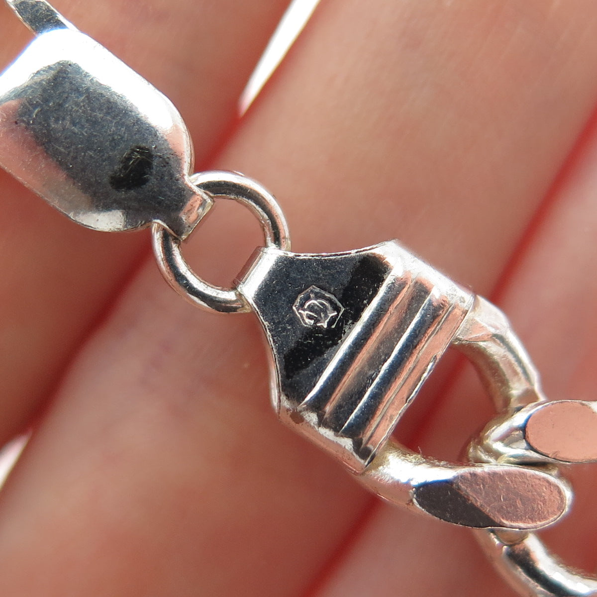 925 Sterling Silver Vintage Italy Figaro Link Bracelet 8"