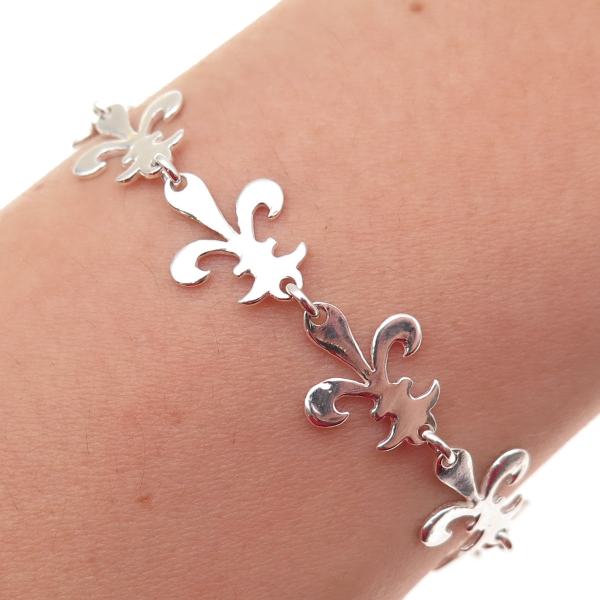 925 Sterling Silver Vintage Fleur de Lis Link Bracelet 7.25"