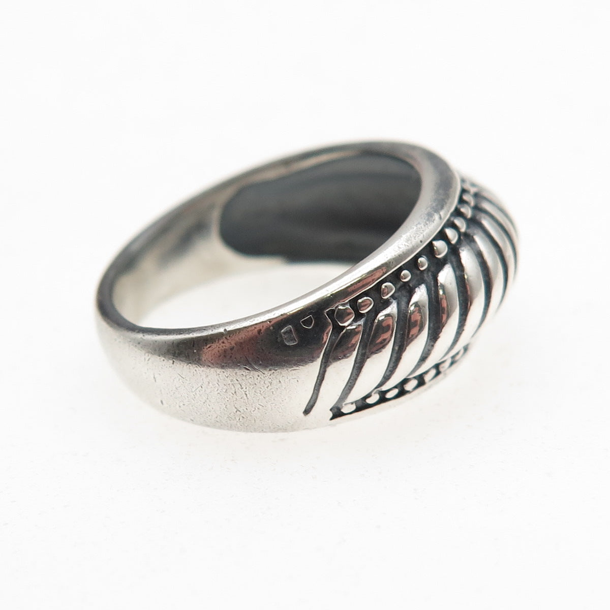 925 Sterling Silver Vintage Modernist Ribbed & Dotted Oxidized Ring Size 6