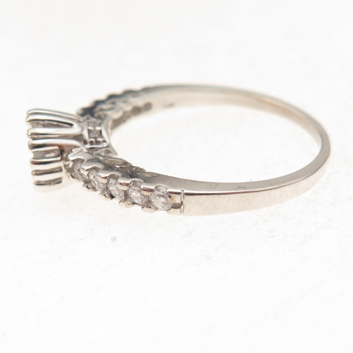 Charles Winston 925 Sterling Silver Round-Cut C Z Engagement Ring Size 9