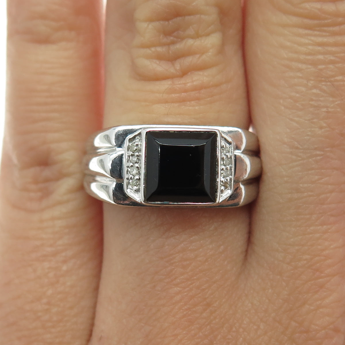 925 Sterling Silver Real Round-Cut Diamond & Black Onyx Ring Size 7