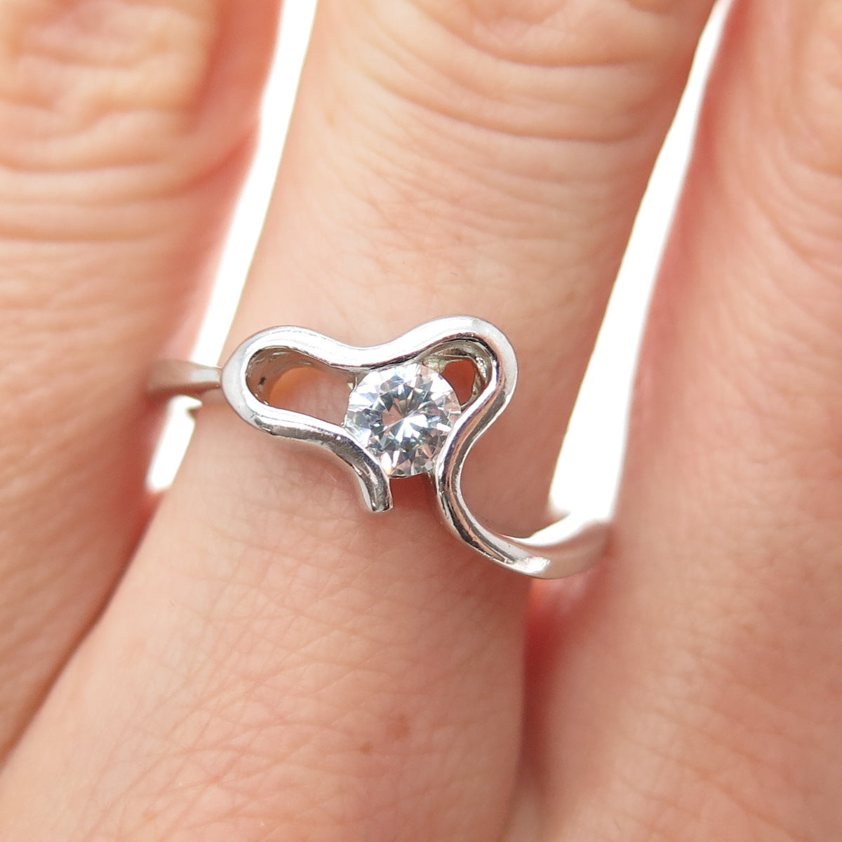 925 Sterling Silver Round-Cut C Z Modernist Heart Ring Size 8