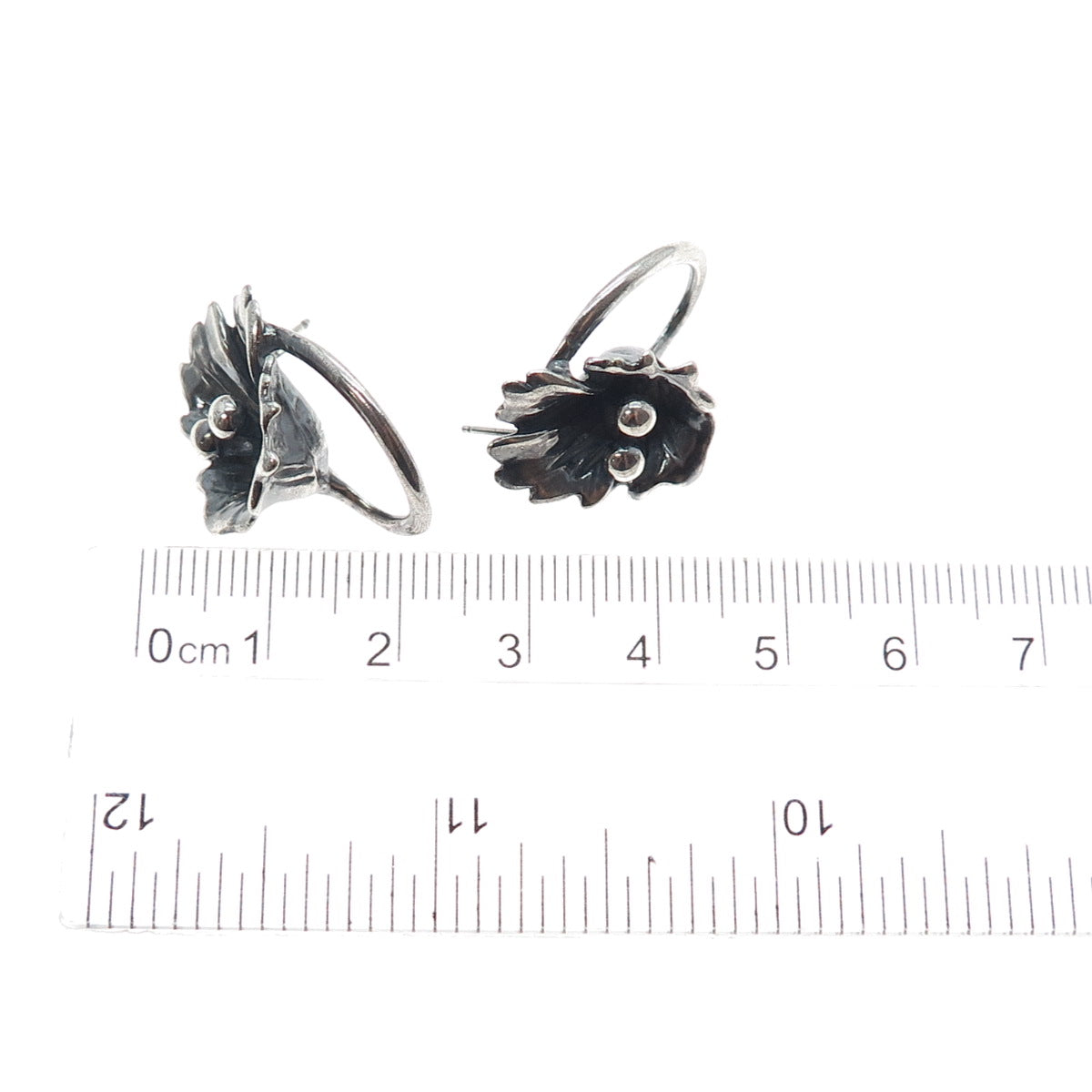 925 Sterling Silver Vintage Modernist Flower Oxidized Earrings