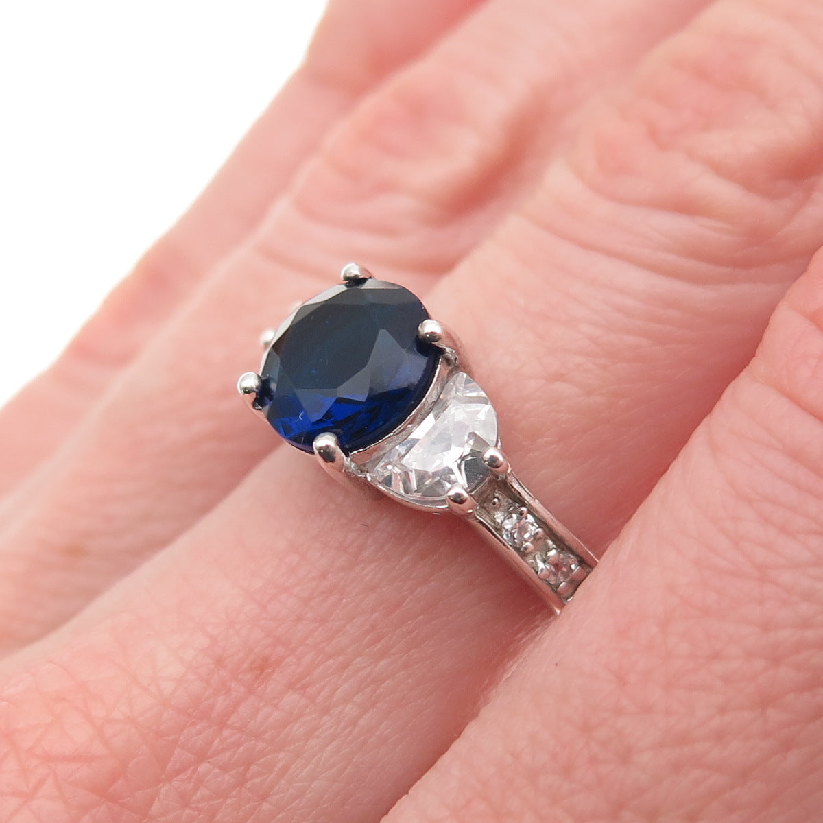 925 Sterling Silver Multi-Cut Blue & White C Z Ring Size 6.25