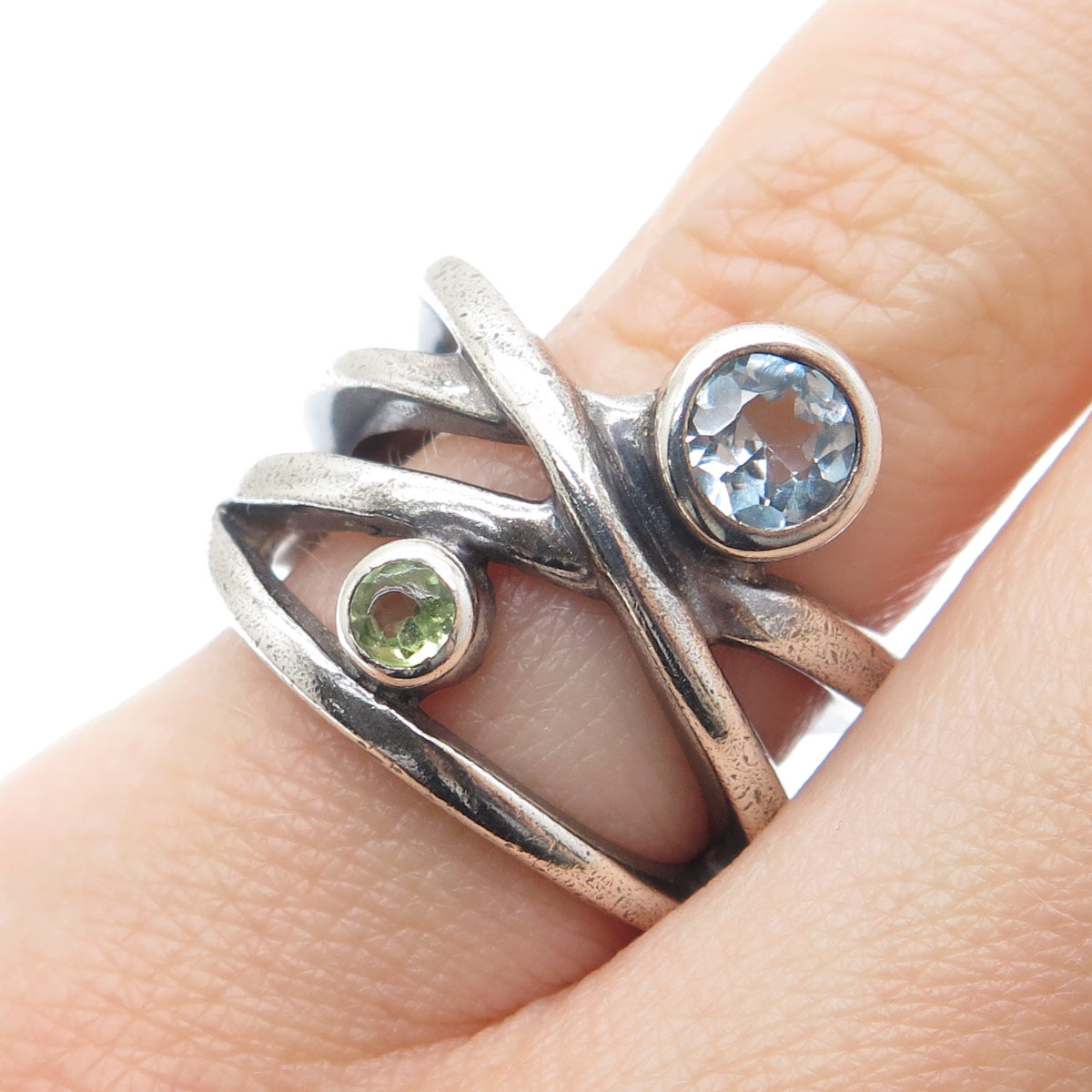 925 Sterling Silver Vintage Real Blue Topaz & Peridot Crisscross Ring Size 6.25