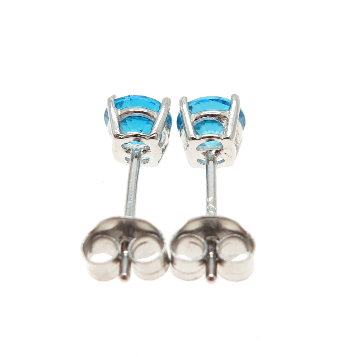 925 Sterling Silver Blue Round-Cut Shaped C Z Stud Earrings