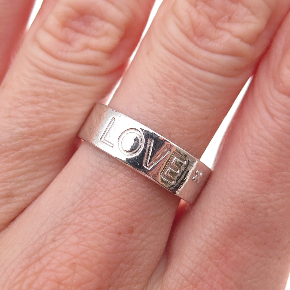 Ross Simons 925 Sterling Silver Real Diamond Love Band Ring Size 8.25