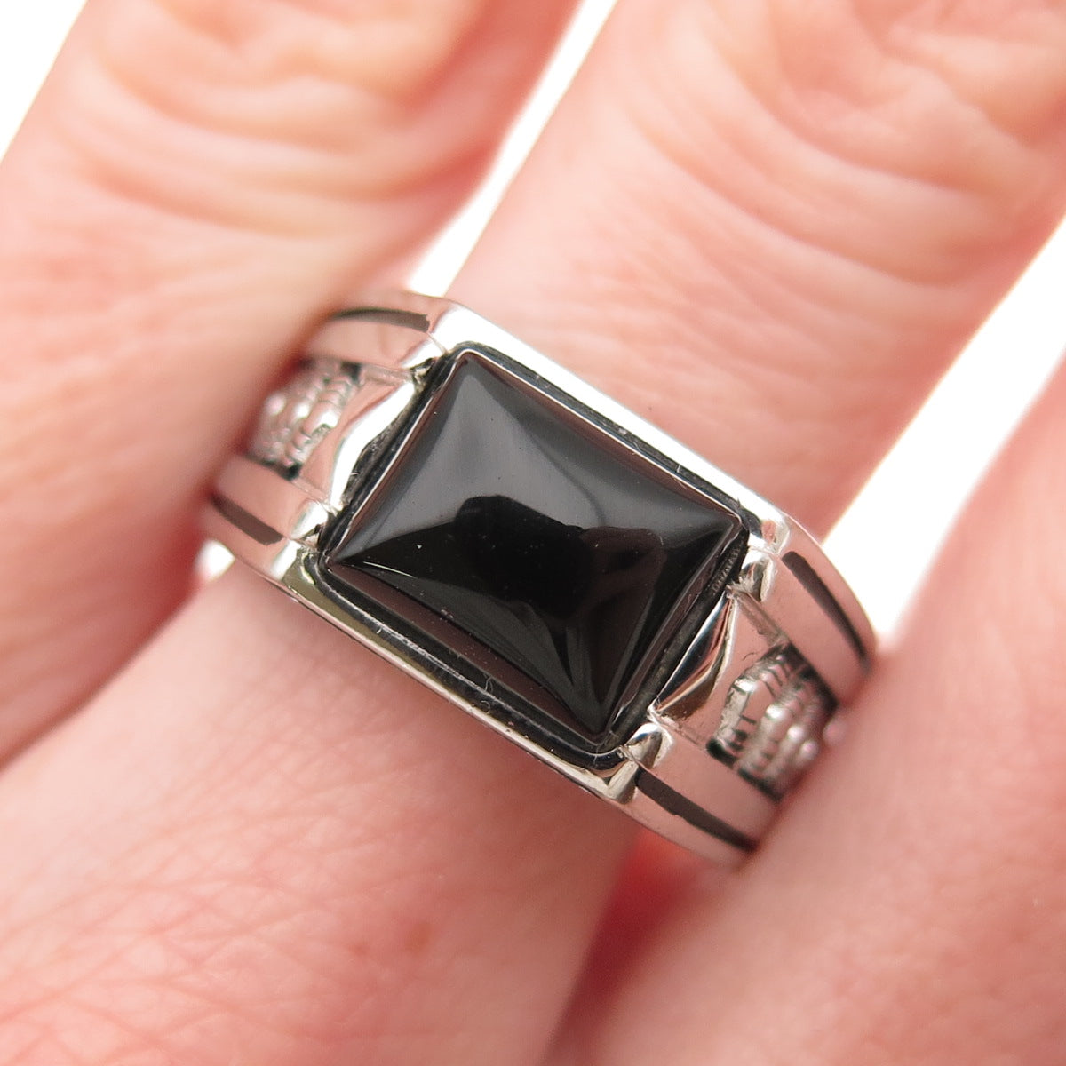 CHIMODA 925 Sterling Silver Real Black Onyx Arrow Ring Size 10.25
