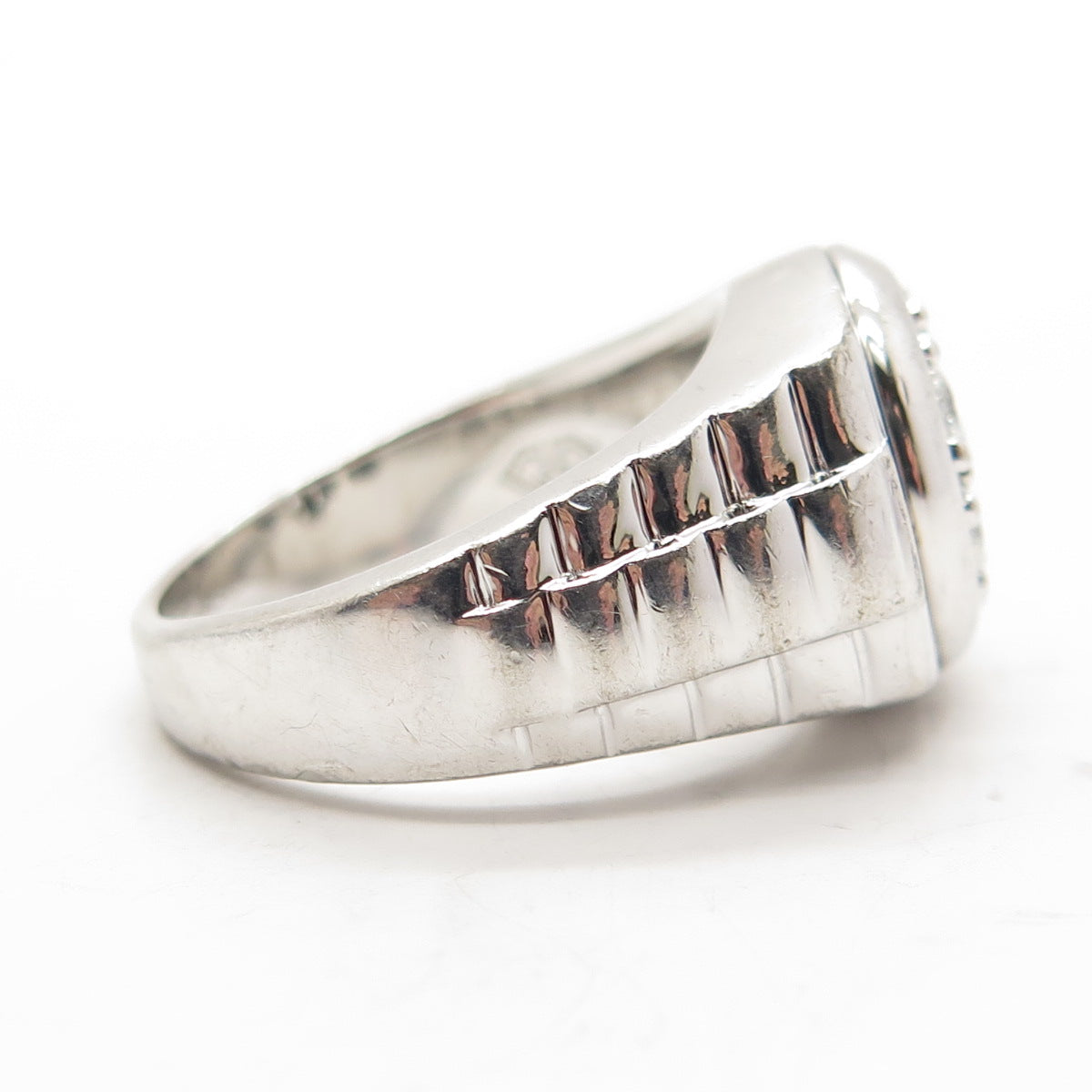 925 Sterling Silver C Z Ribbed Ring Size 10.25