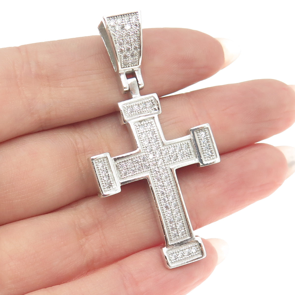 925 Sterling Silver Round-Cut C Z Sparkling Cross Pendant