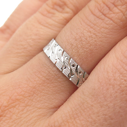 AMRY 925 Sterling Silver Engraved Band Ring Size 8.25