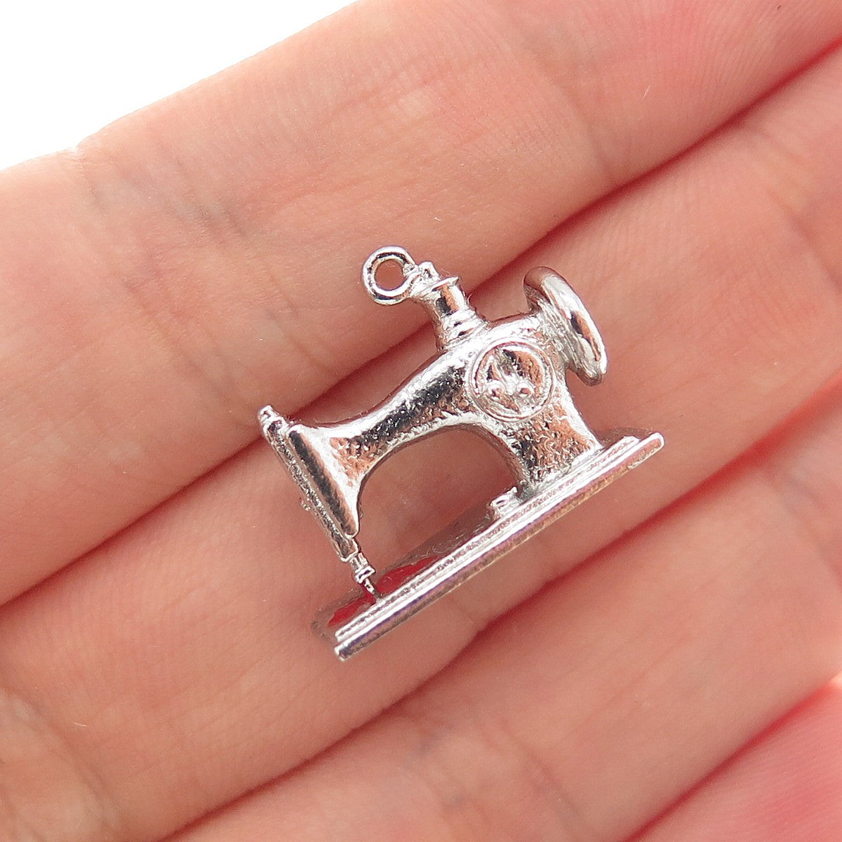 925 Sterling Silver Antique Art Deco Enamel Sewing Machine Mini 3D Charm Pendant