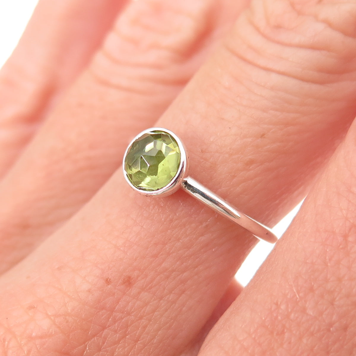 Pandora 925 Sterling Silver Real Peridot August Birthstone Droplet Ring Size 6