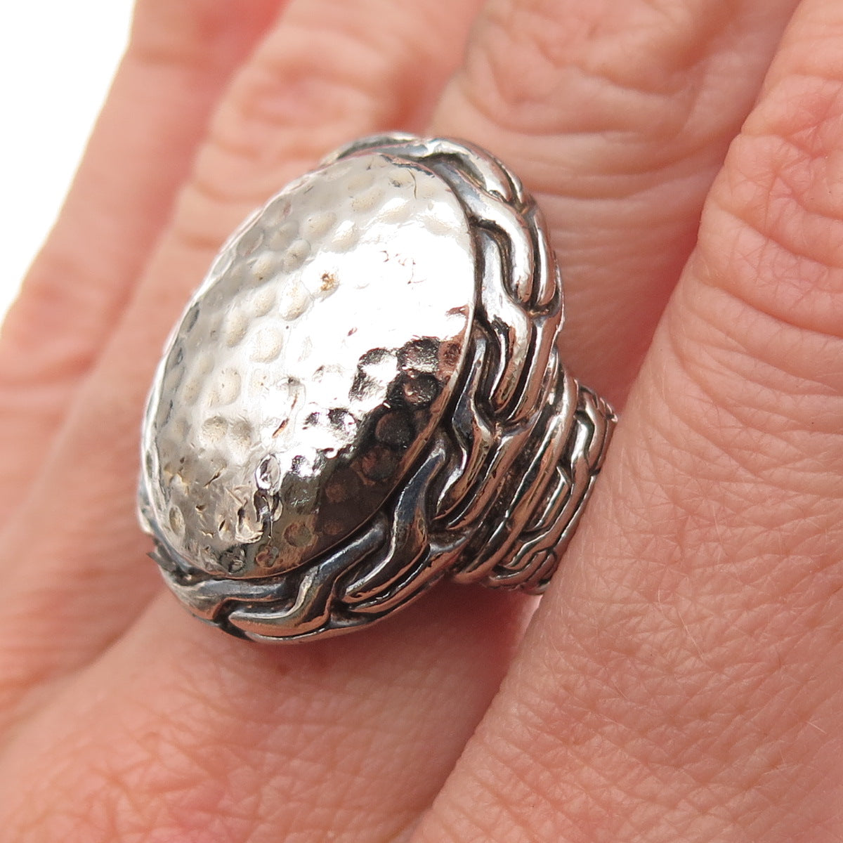 925 Sterling Silver Vintage Hammered Dome Oxidized Ring Size 7.25