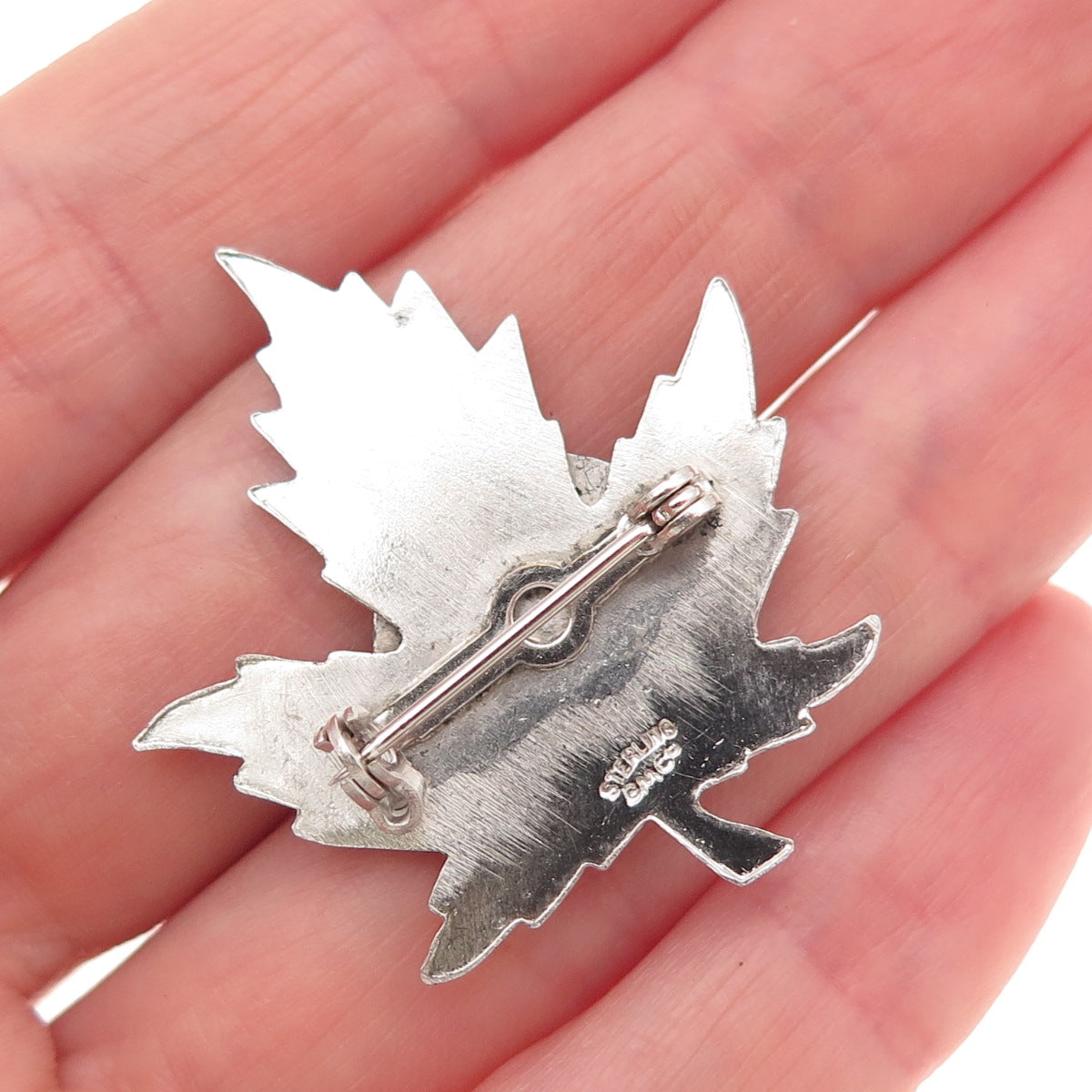 Breadner Co. 925 Sterling Antique Art Deco Enamel Quebec Maple Leaf Pin Brooch